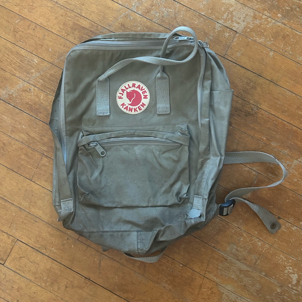 Fjallraven Kånken Backpack Puddy Beige USED